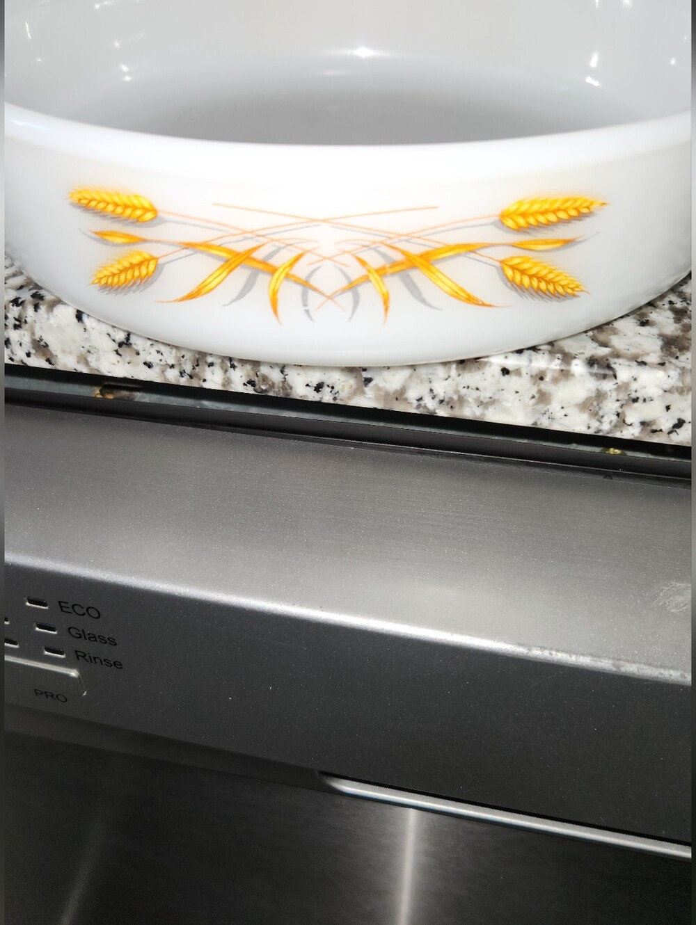 Vintage 1960s Fire-King Golden Wheat Pattern Milk Glass Casserole Dish 8" - Picture 13 of 13